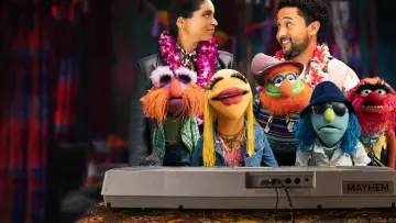 Backdrop for the TV series "The Muppets Mayhem" #1721295
