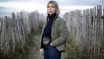 Backdrop for the TV series "Karen Pirie" #1494842