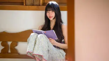 Backdrop for the TV series "Doona!" #1461159