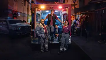 Backdrop for the TV series "Midnight Family" #1402529