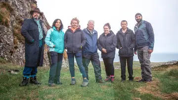 Backdrop for the TV series "Pilgrimage" #1907439