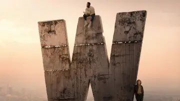 Backdrop for the TV series "Wonder Man" #1381107