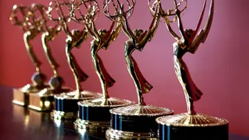 Backdrop for the TV series "The Daytime Emmy Awards" #1876351