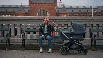 Backdrop for the TV series "Baby Fever" #1509624