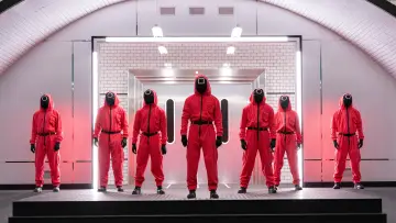 Backdrop к сериалу "Squid Game: The Challenge" #1431874