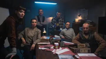 Backdrop к сериалу "Graveyard" #1371029