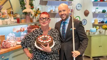 Backdrop for the TV series "The Great British Bake Off: An Extra Slice" #1601143