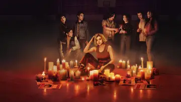 Backdrop к сериалу "School Spirits" #1376737