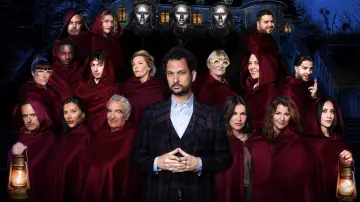 Backdrop for the TV series "The Traitors France" #1440997