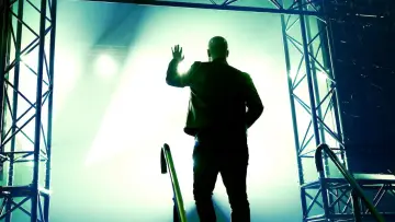 Backdrop for the TV series "The Playlist" #1609362