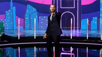 Stasera c’è Cattelan su Raidue Poster