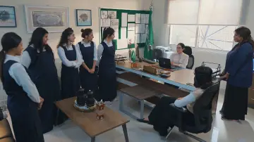 Backdrop for the TV series "High School Girls" #1837357