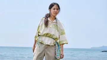 Backdrop к сериалу "Castaway Diva" #1452683