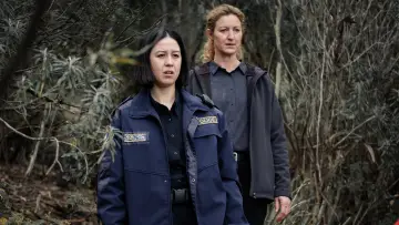 Backdrop к сериалу "Deadloch" #1473208