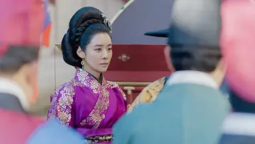 Backdrop for the TV series "The Queen Who Crowns" #1548885