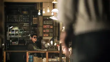 Backdrop к сериалу "Light Shop" #1455197