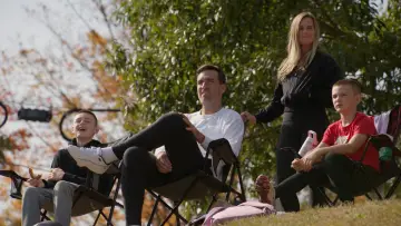 Backdrop к сериалу "Quarterback" #1478064