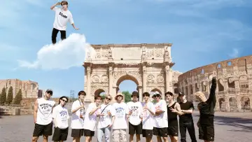 Backdrop for the TV series "NANA TOUR with SEVENTEEN" #1445736