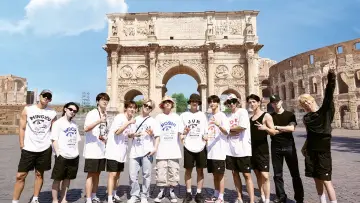 Backdrop for the TV series "NANA TOUR with SEVENTEEN" #1445737