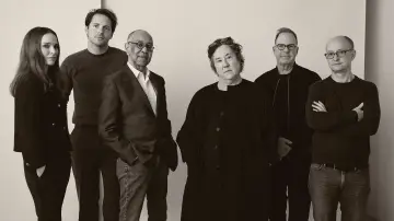 Backdrop for the TV series "Off Script with The Hollywood Reporter" #1593927
