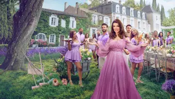 Backdrop к сериалу "Vanderpump Villa" #1480182