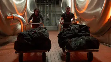 Backdrop к сериалу "Paradise" #1291528