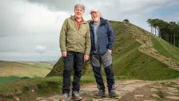 Backdrop for the TV series "Perfect Pub Walks" #1830059