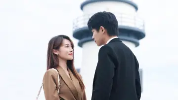 Backdrop for the TV series "This World Is Not Real" #1606235