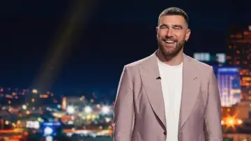 Backdrop for the TV series "Are You Smarter Than a Celebrity" #1748743
