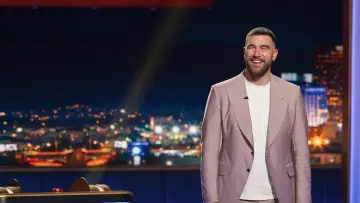 Backdrop for the TV series "Are You Smarter Than a Celebrity" #1748746