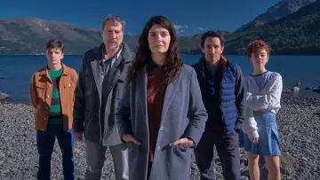 Backdrop for the TV series "Caught" #1487804