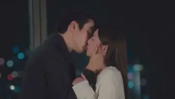 Backdrop к сериалу "When the Phone Rings" #1455883