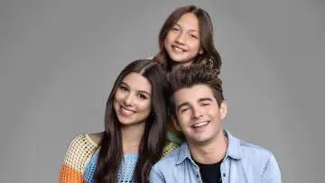 Backdrop к сериалу "The Thundermans: Undercover" #1476100