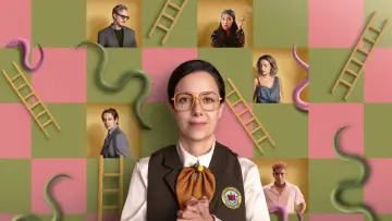 Backdrop for the TV series "Snakes and Ladders" #1556303