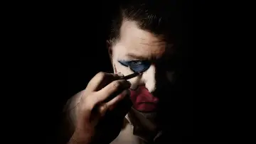 Backdrop for the TV series "Devil in Disguise: John Wayne Gacy" #1474452