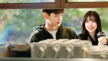 Backdrop for the TV series "Romance in the House" #1501415