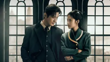 Backdrop for the TV series "Abyss Dweller" #1606021