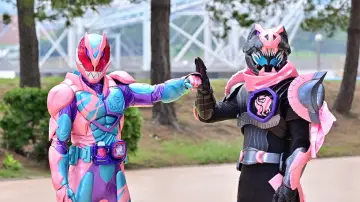 Backdrop к сериалу "Kamen Rider Revice" #1441323