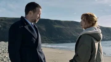 Backdrop к сериалу "Under Salt Marsh" #1445317