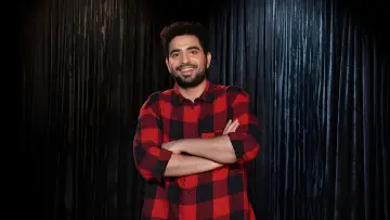 Backdrop к сериалу "India