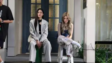 Backdrop к сериалу "Only You" #1484610