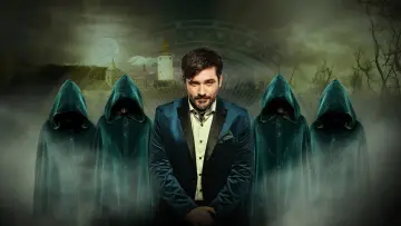 Backdrop for the TV series "Traitors" #1495880