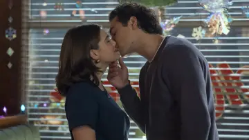 Backdrop к сериалу "Off Campus" #1216901