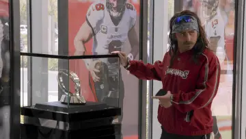 Backdrop for the TV series "Eli Manning Presents: The Undercovers" #1512048