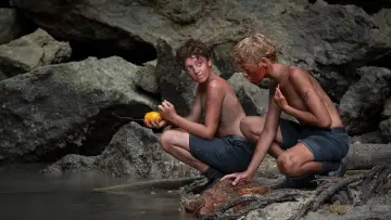 Backdrop for the TV series "Lord of the Flies" #1472417