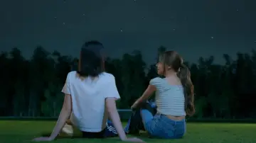 Backdrop к сериалу "Somewhere Somehow" #1482952