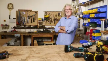 Backdrop for the TV series "James May and the Dull Men" #1603084