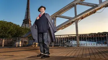 Backdrop for the TV series "Serge à Paris" #1602499