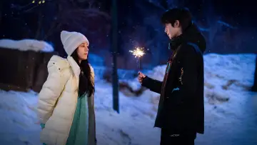 Backdrop к сериалу "Shine on Me" #1392385
