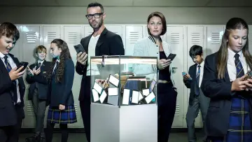Backdrop for the TV series "Swiped: The School That Banned Smartphones" #1605771